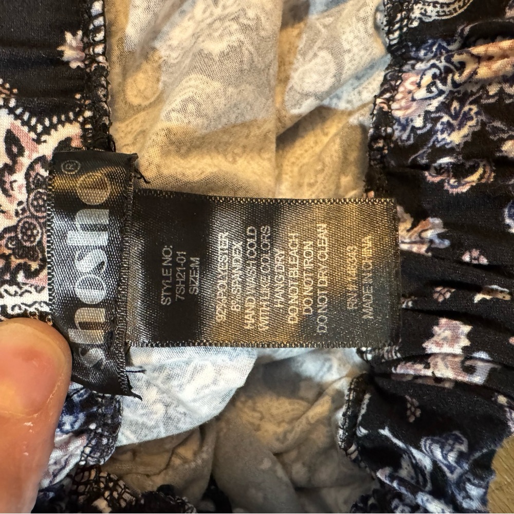 Shosho Blue and White Patterned Shorts - Picture 2 of 12